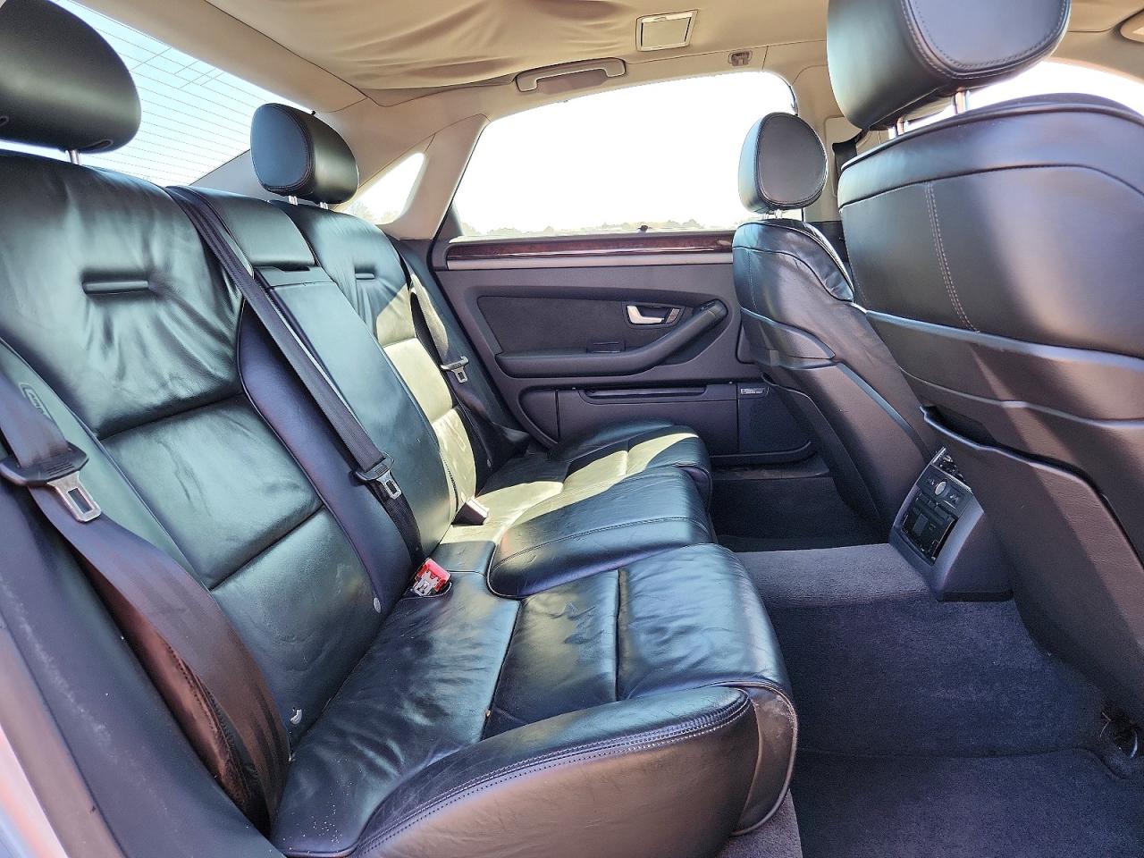 AUDI A8 2016 — 11