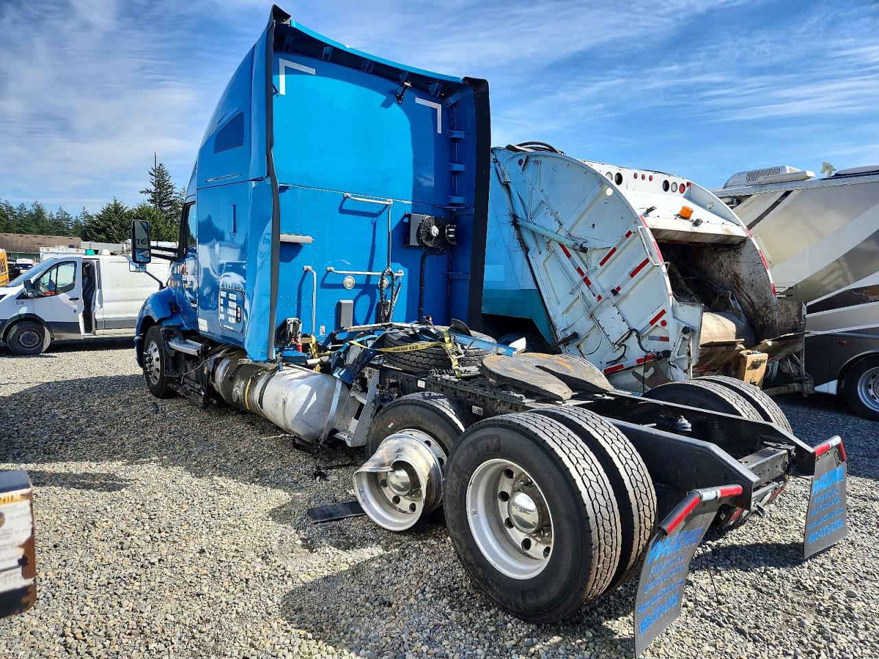 KENWORTH CONSTRUCTION 2020 — 4
