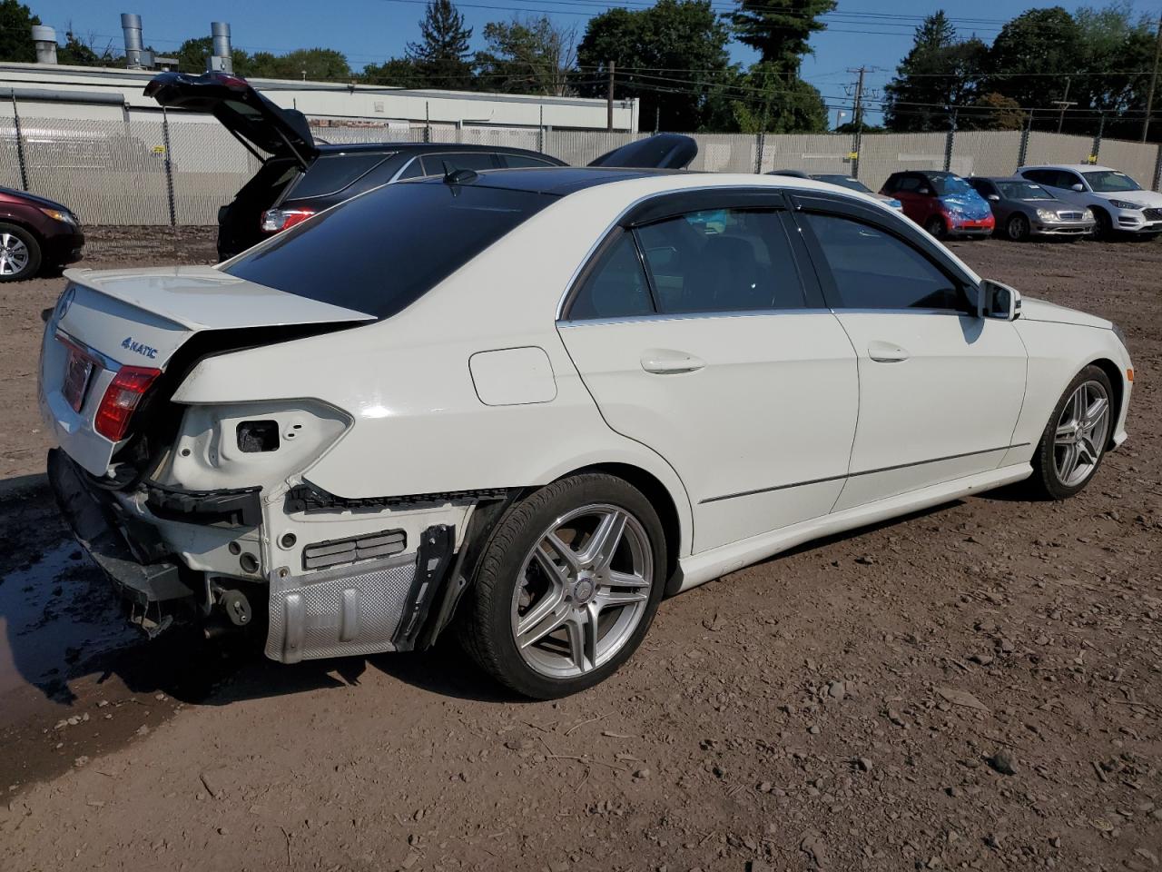 MERCEDES-BENZ E 2011 — 4