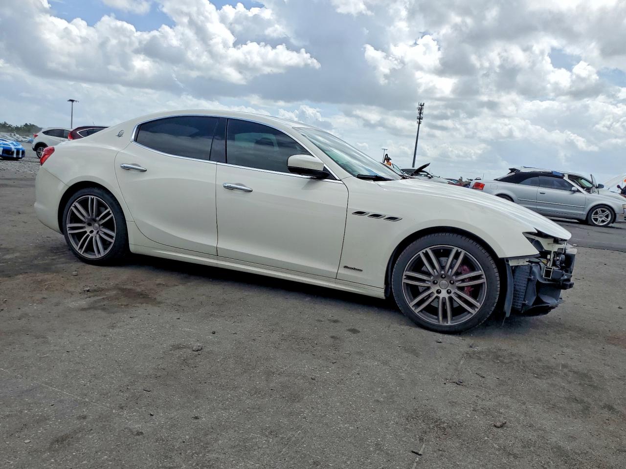 MASERATI GHIBLI 2019 — 5