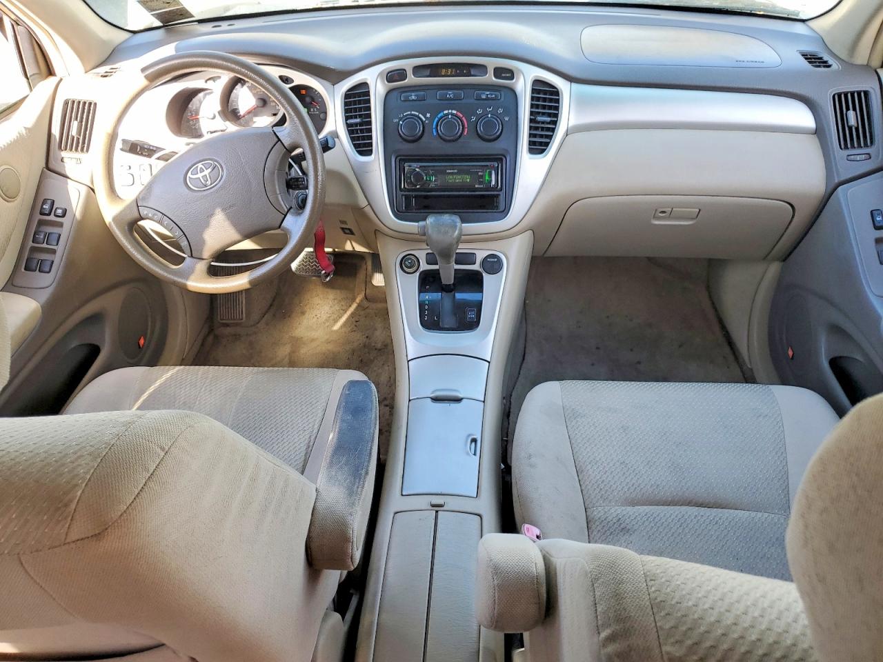TOYOTA HIGHLANDER 2004 — 9