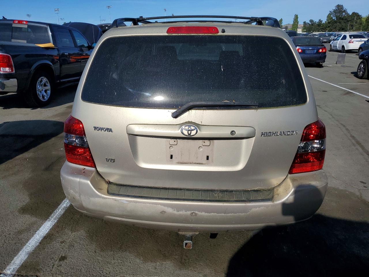 TOYOTA HIGHLANDER 2004 — 7