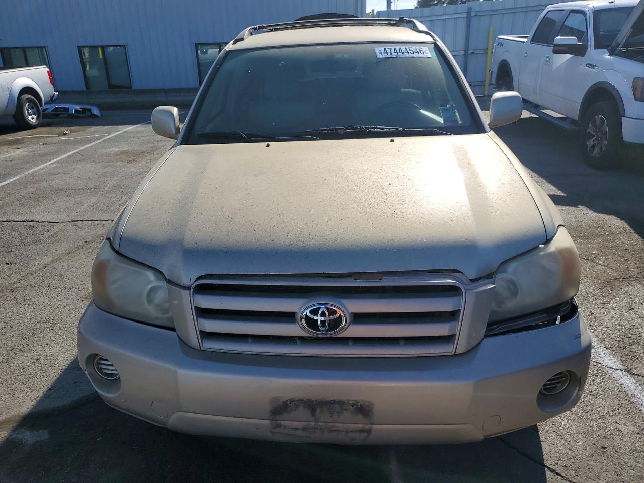 TOYOTA HIGHLANDER 2004 — 6