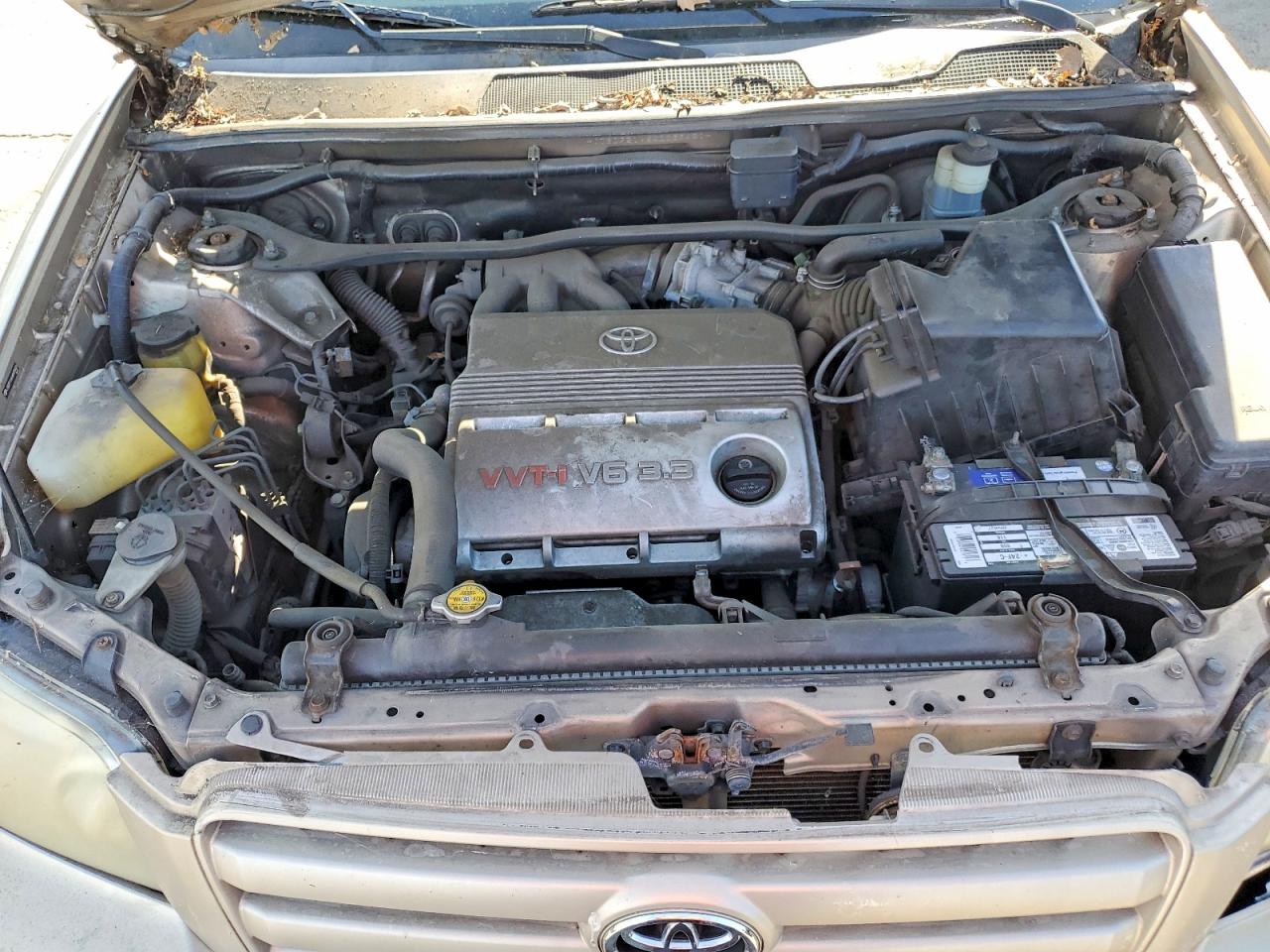 TOYOTA HIGHLANDER 2004 — 13