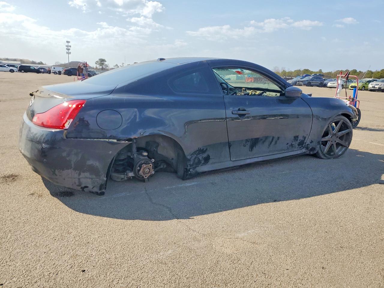 INFINITI G37 COUPE 2013 — 4