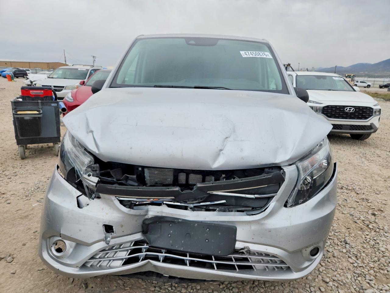 MERCEDES-BENZ METRIS 2023 — 6