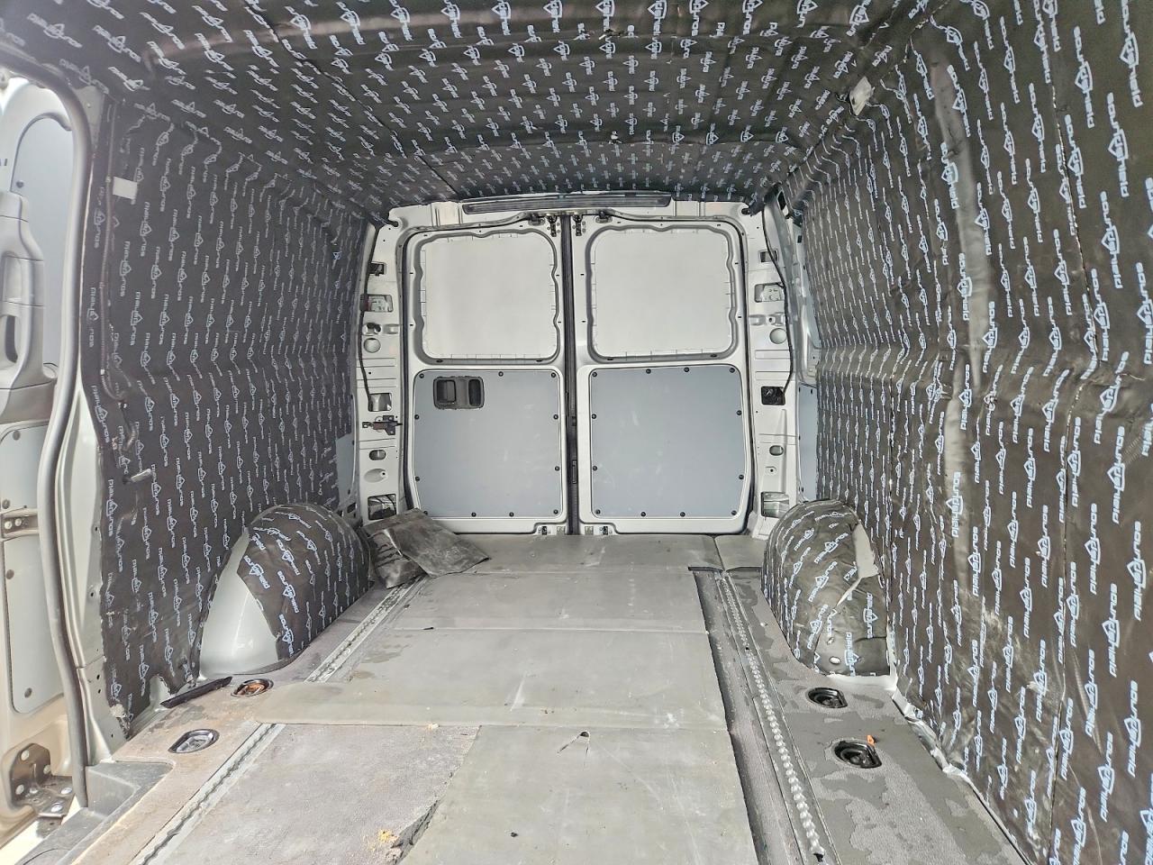 MERCEDES-BENZ METRIS 2023 — 11