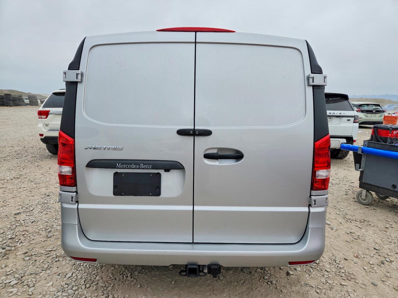 MERCEDES-BENZ METRIS 2023 — 7
