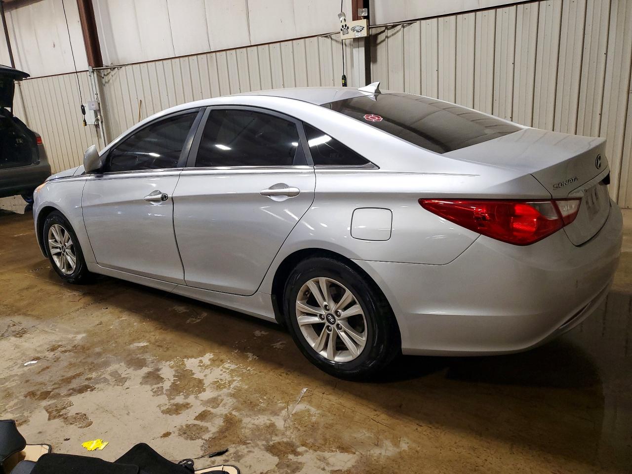 HYUNDAI SONATA 2013 — 3