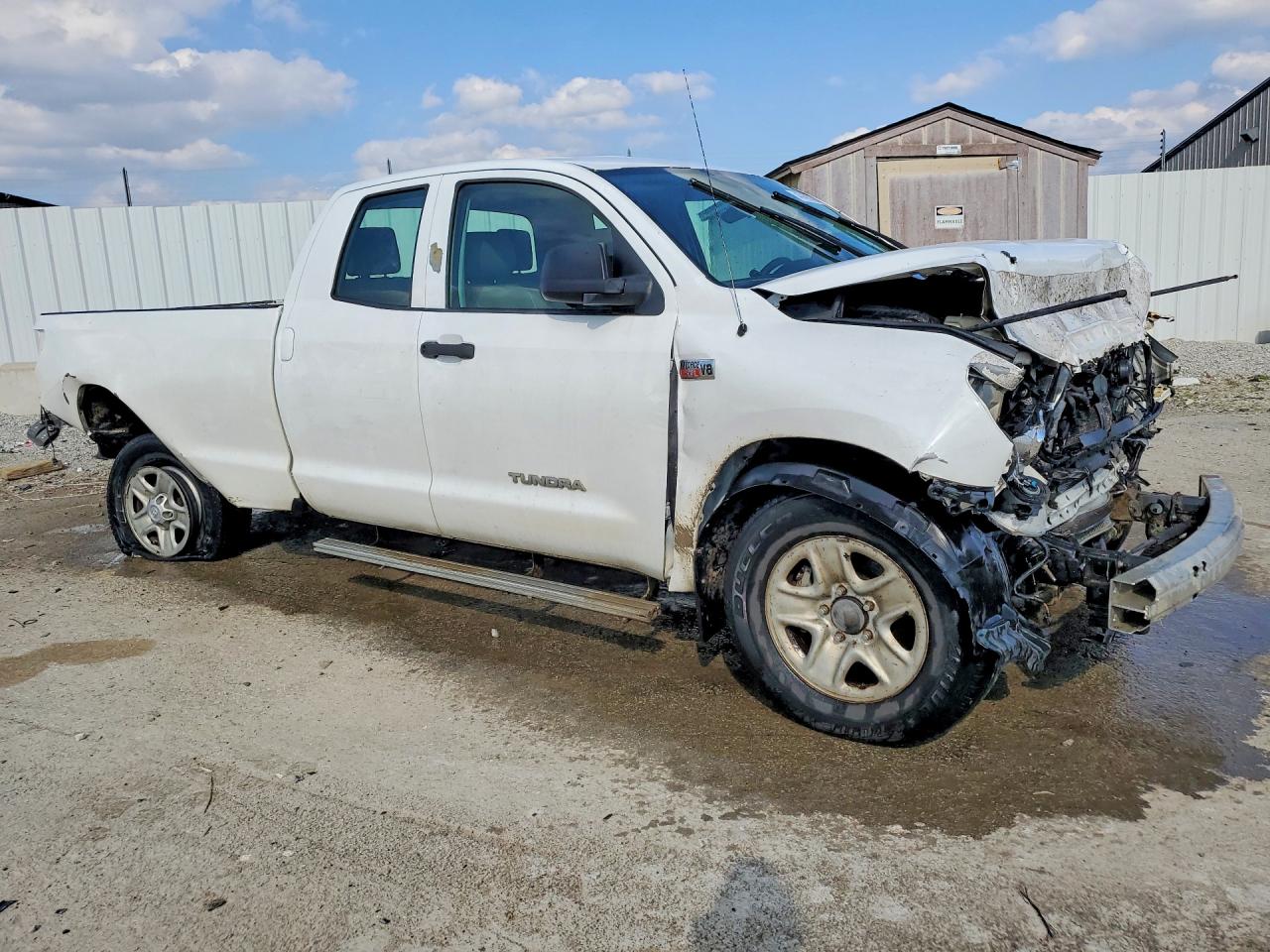 TOYOTA TUNDRA 2012 — 5