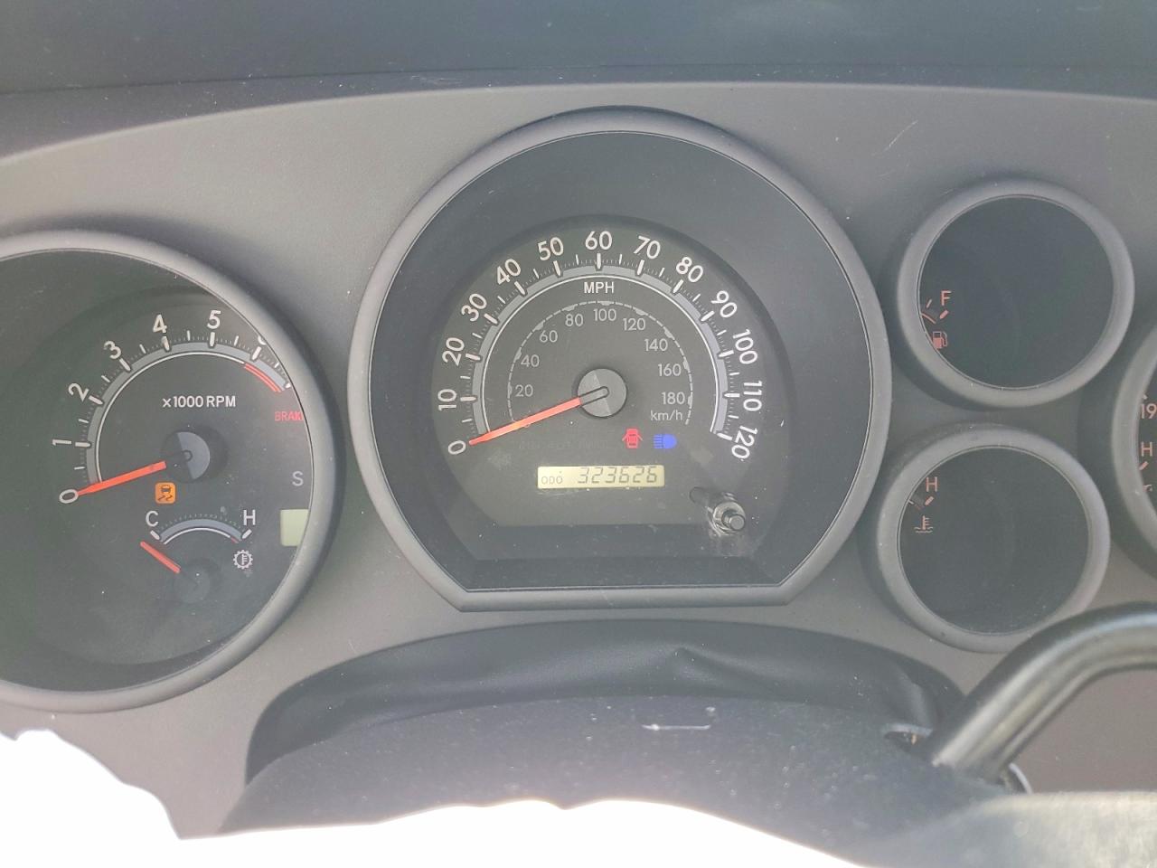 TOYOTA TUNDRA 2012 — 10