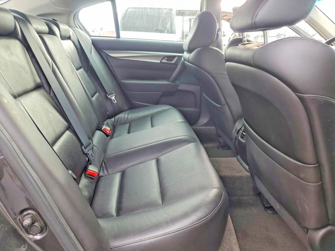 ACURA TL 2010 — 11