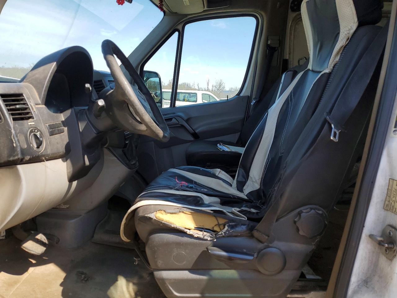 MERCEDES BENZ SPRINTER 2010 — 8