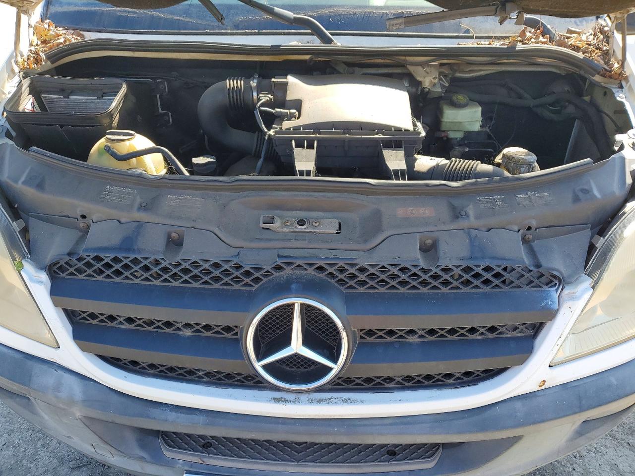 MERCEDES BENZ SPRINTER 2010 — 13