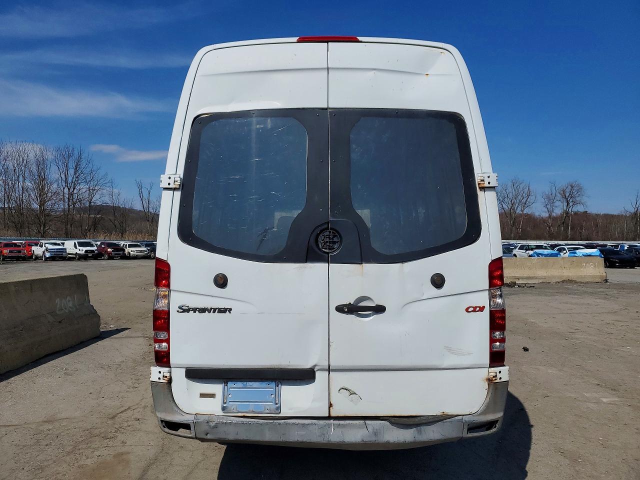 MERCEDES BENZ SPRINTER 2010 — 7