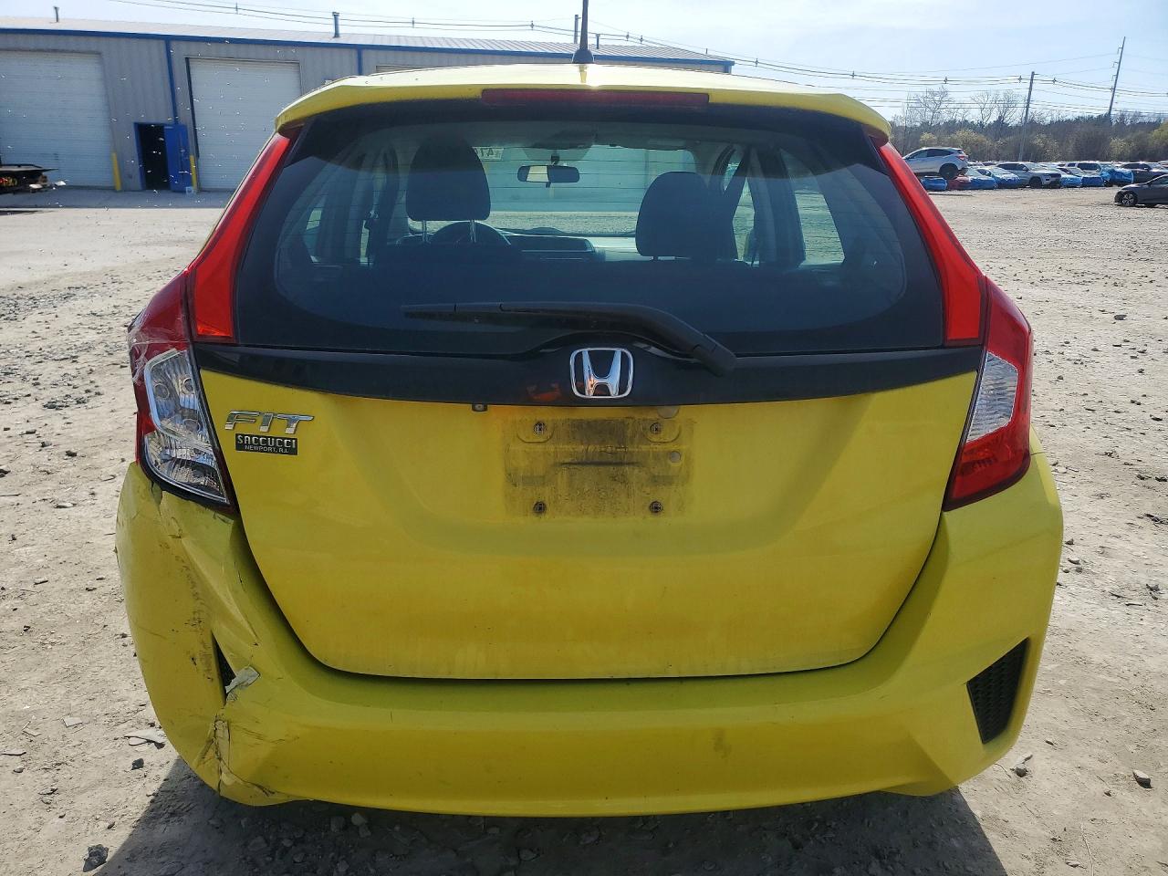 HONDA FIT 2015 — 7