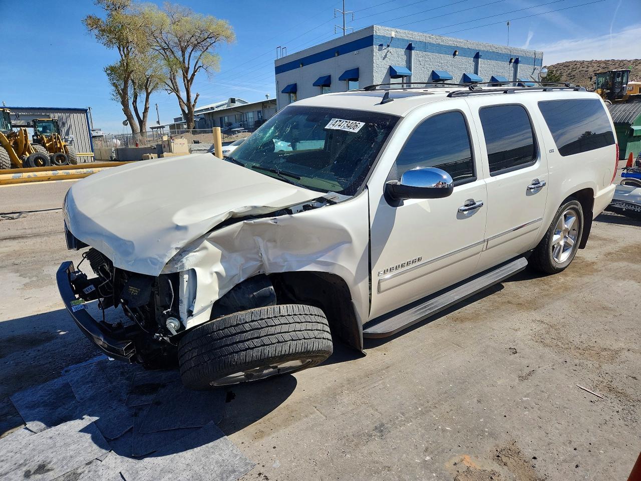 CHEVROLET SUBURBAN 2011 — 2