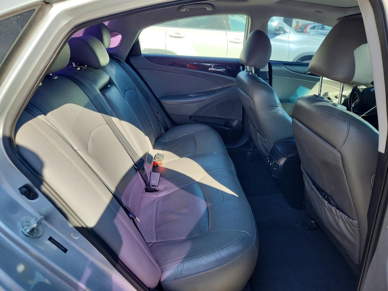HYUNDAI SONATA 2013 — 11