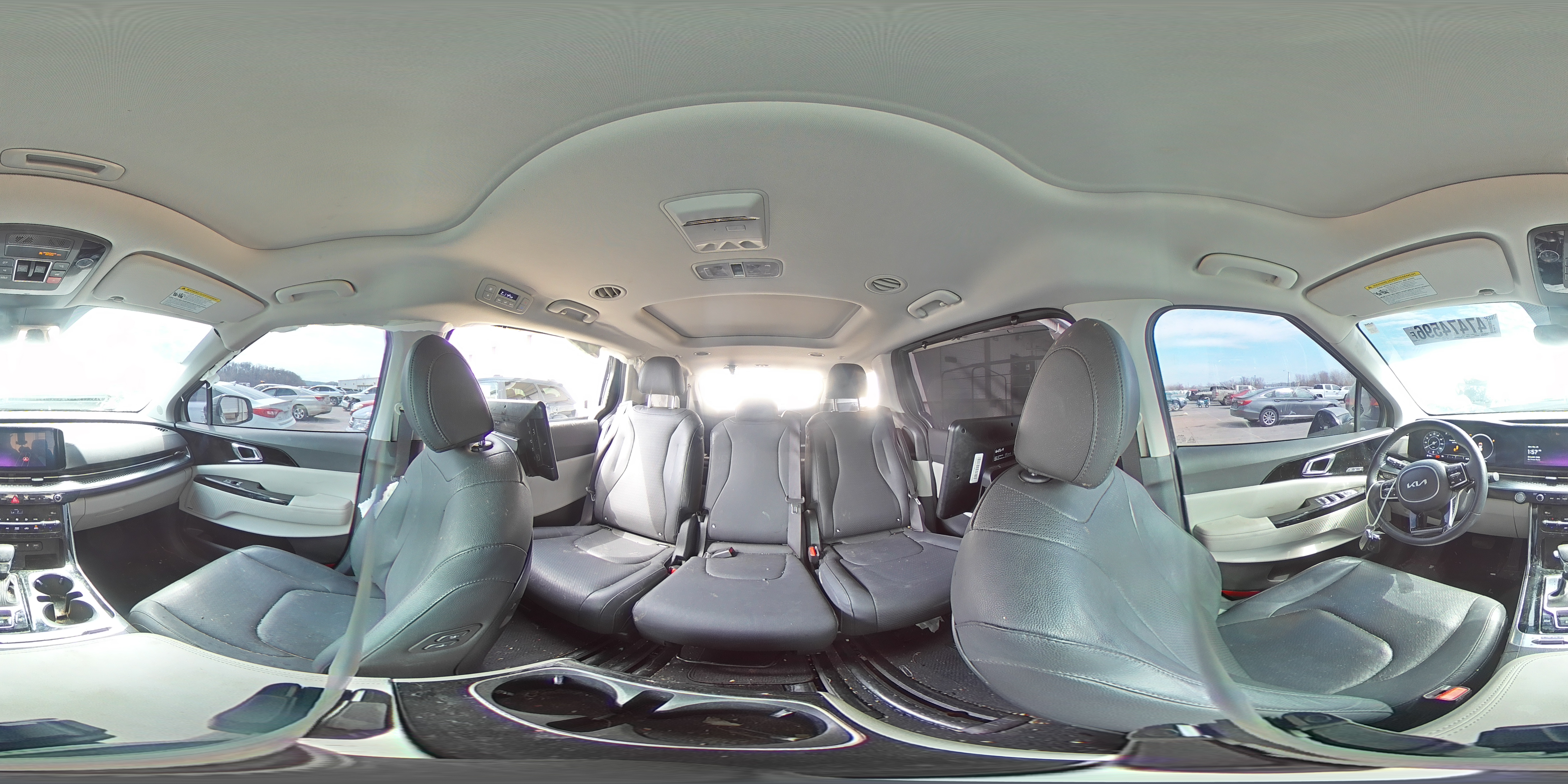 KIA CARNIVAL 2024 — 15