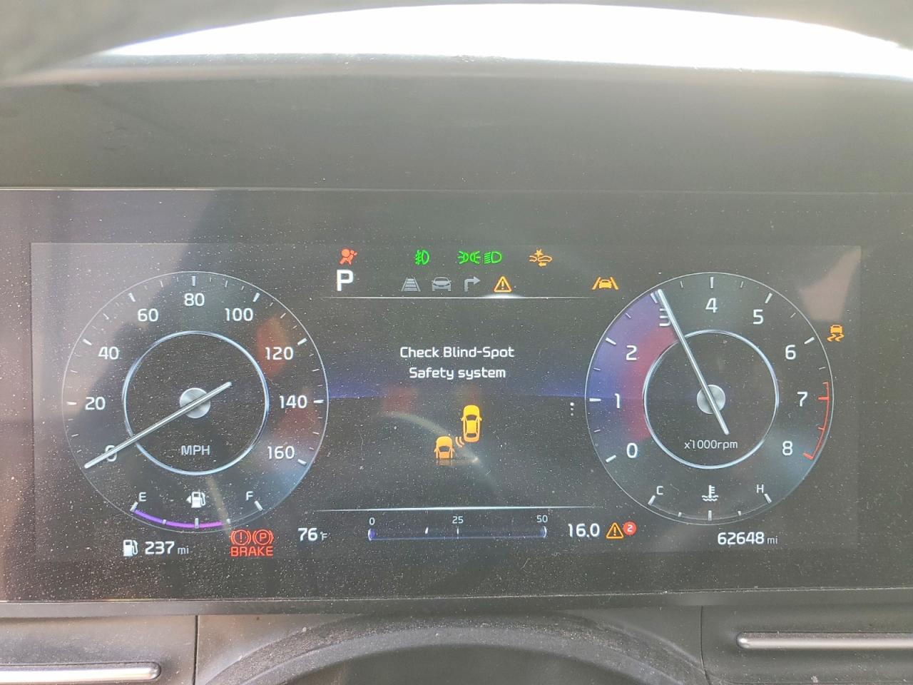 KIA CARNIVAL 2024 — 10