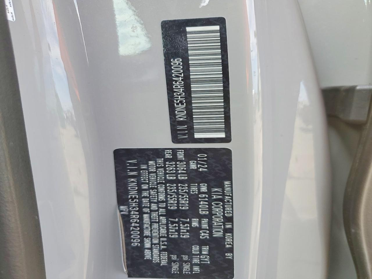 KIA CARNIVAL 2024 — 14