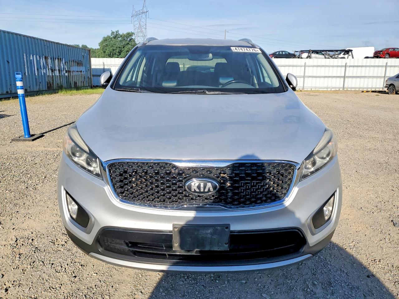 KIA SORENTO 2016 — 6