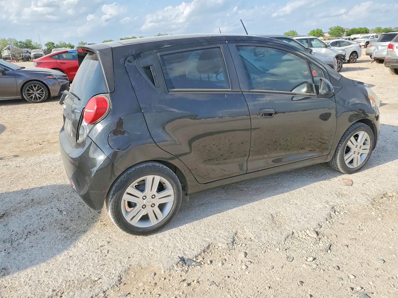 CHEVROLET SPARK 2015 — 4