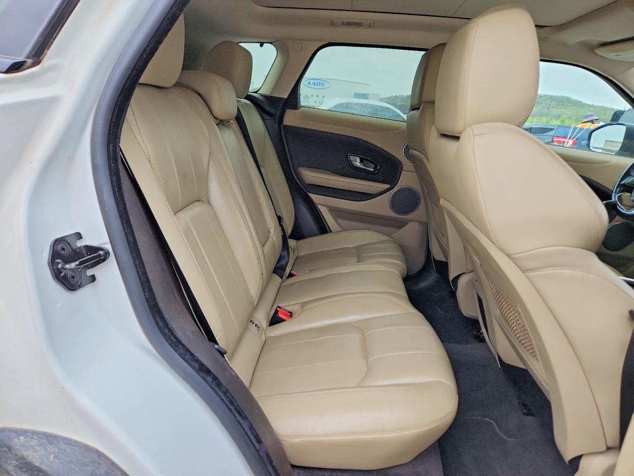 LAND ROVER RANGE ROVER EVOQUE 2016 — 11