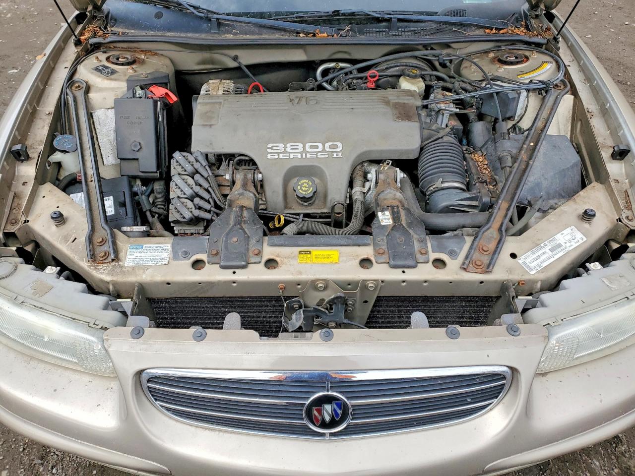 BUICK REGAL 1998 — 12