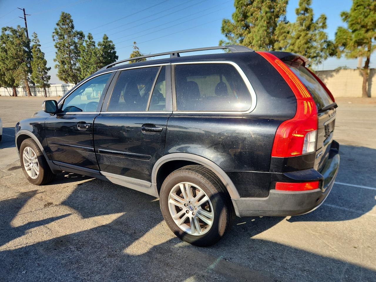 VOLVO XC90 2010 — 3