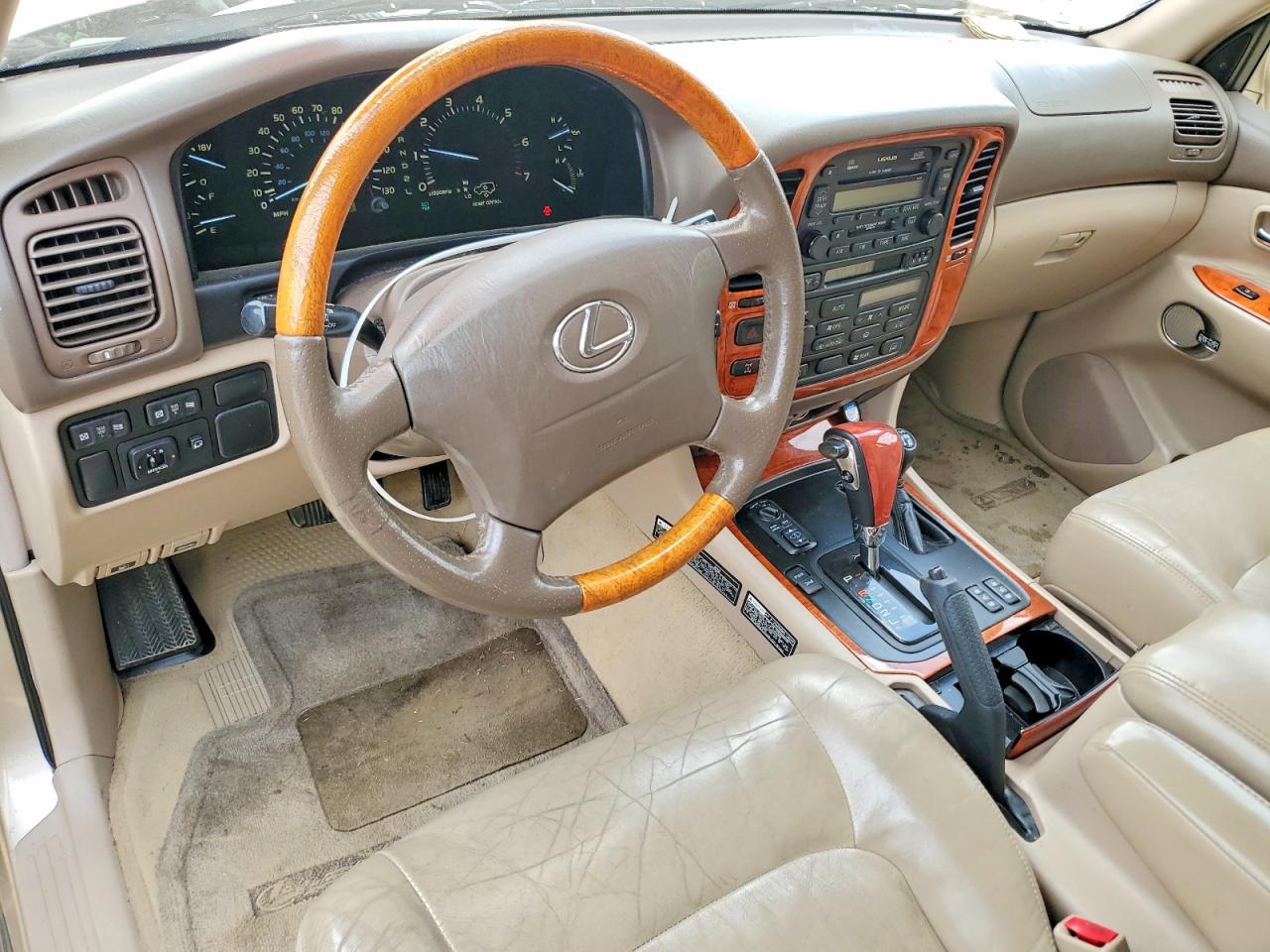 LEXUS LX 470 2001 — 9