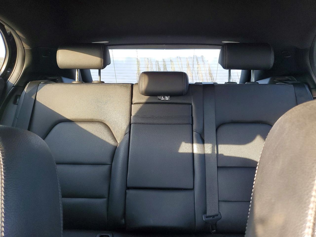 MERCEDES-BENZ GLA 2020 — 11