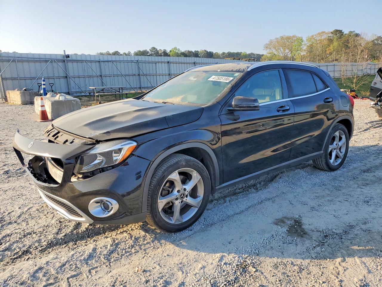 MERCEDES-BENZ GLA 2020 — 2