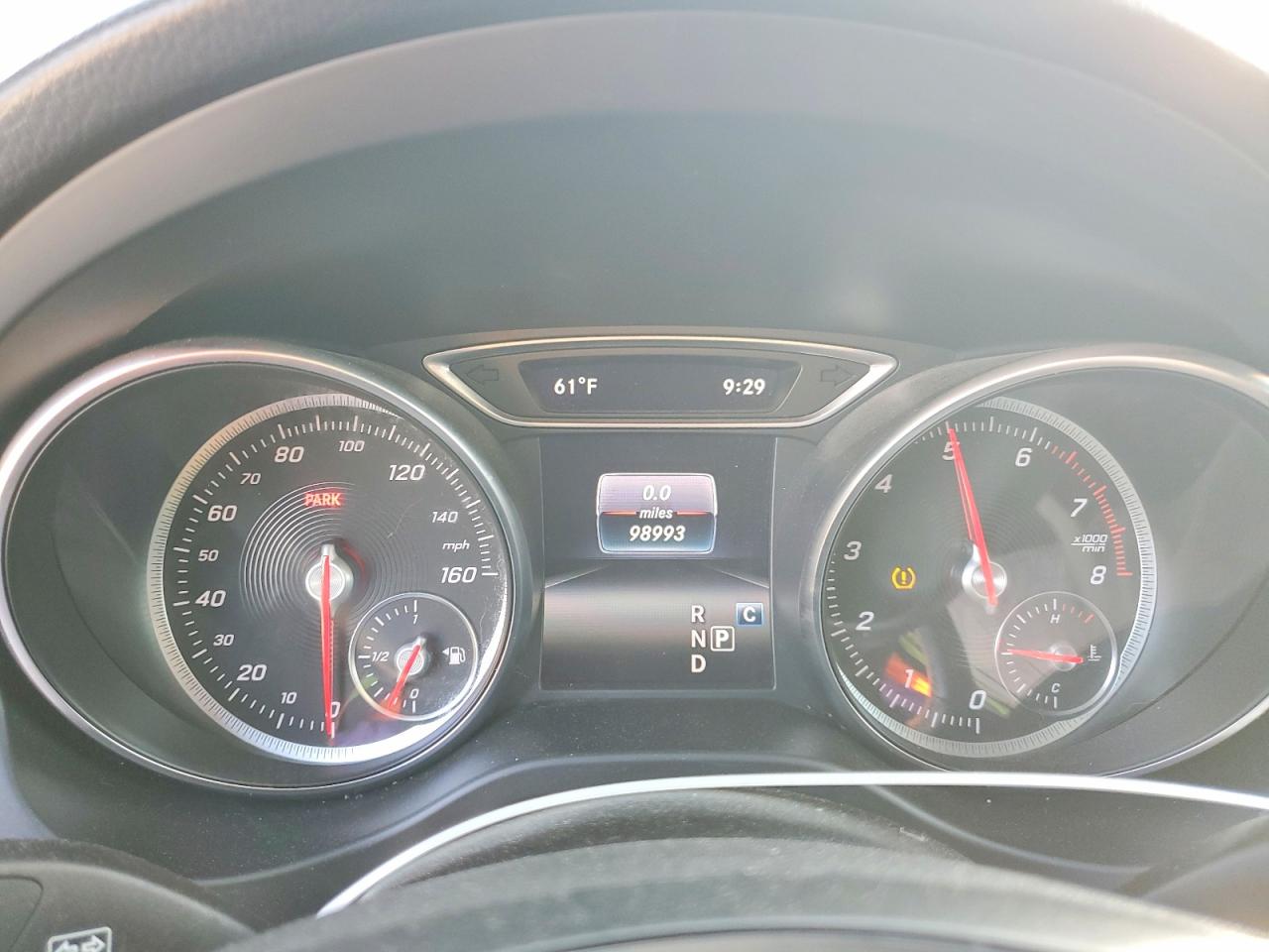 MERCEDES-BENZ GLA 2020 — 10