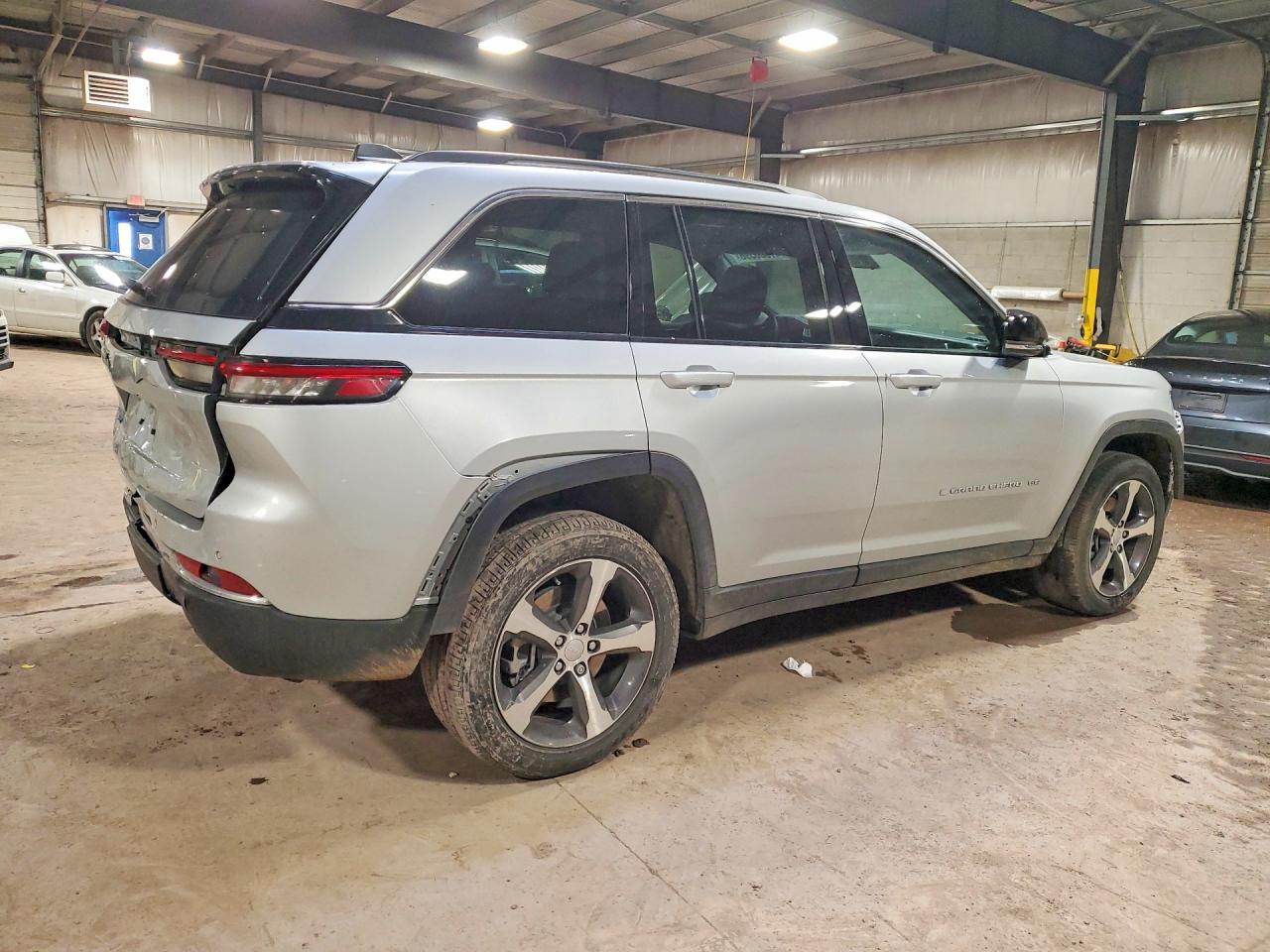 JEEP GRAND CHEROKEE 2023 — 4