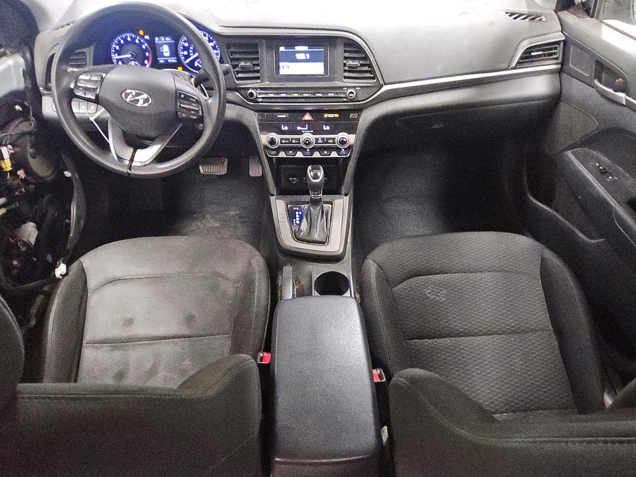HYUNDAI ELANTRA 2020 — 9