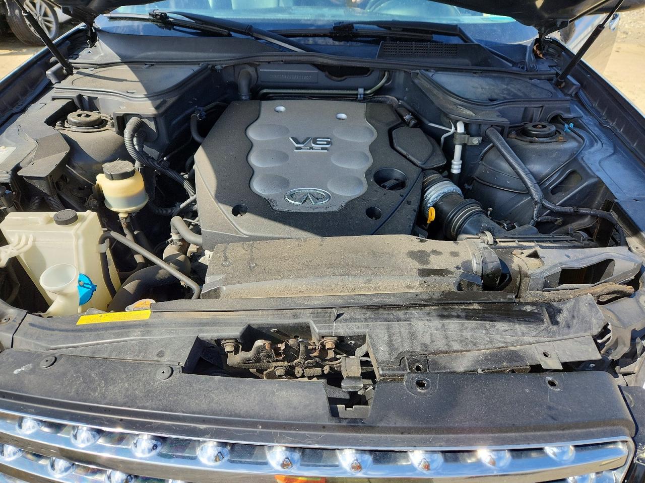 INFINITI FX35 2005 — 13