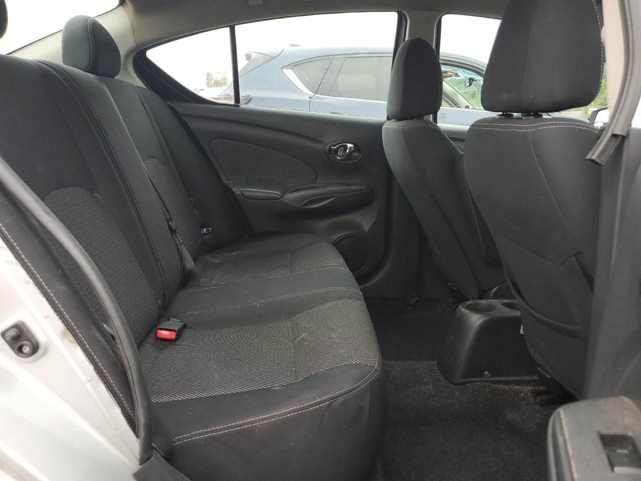 NISSAN VERSA 2016 — 11