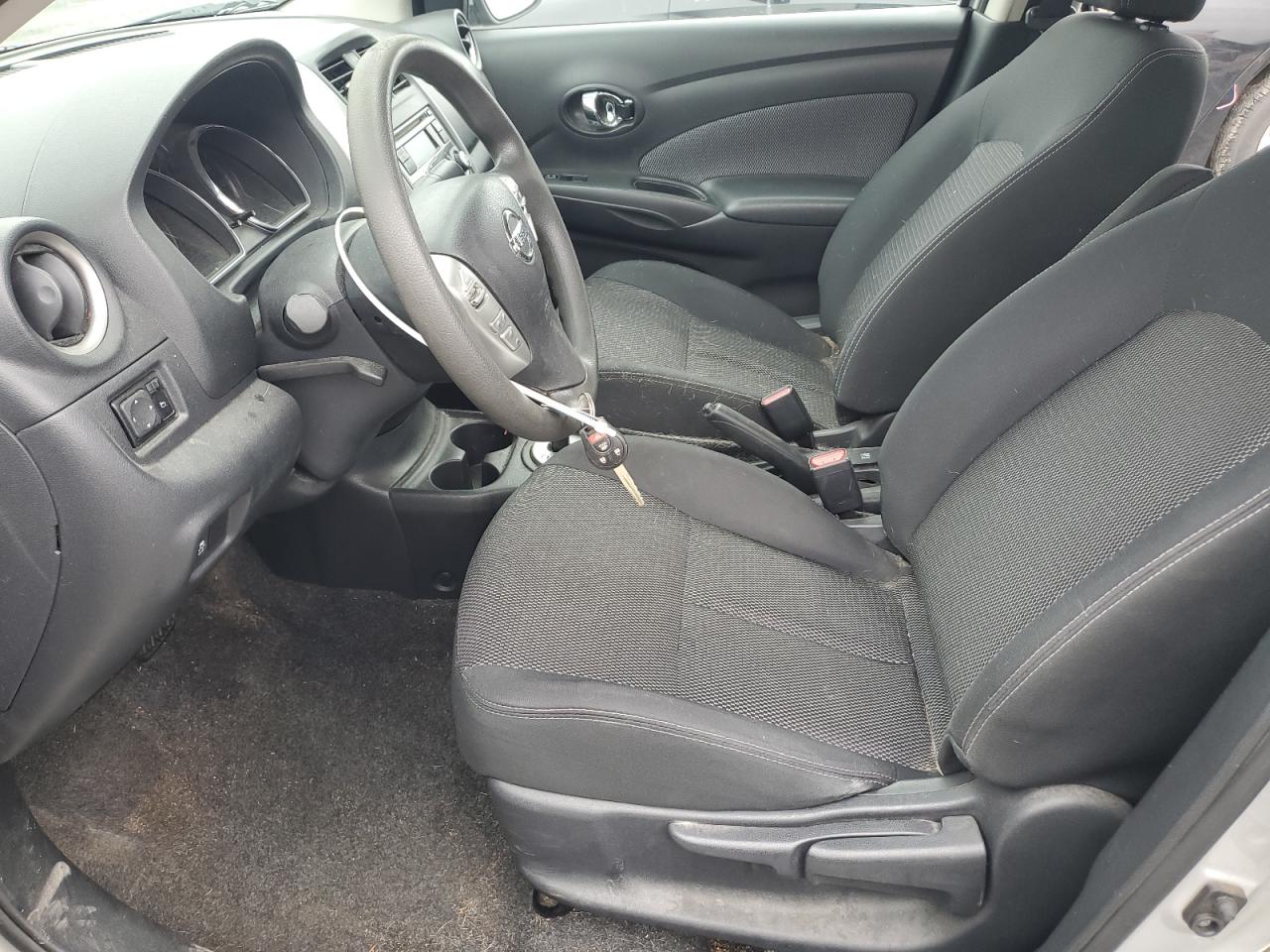 NISSAN VERSA 2016 — 8