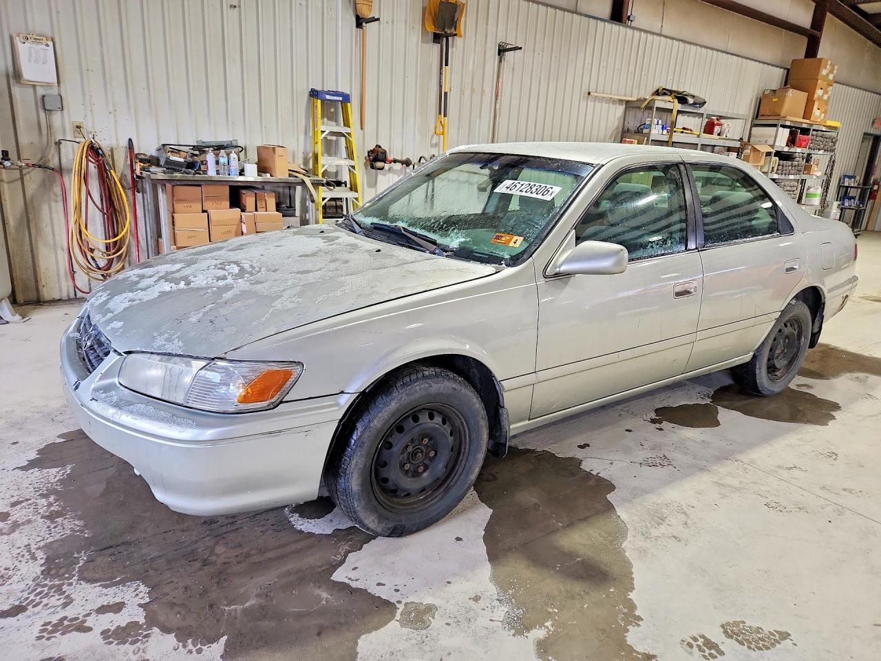TOYOTA CAMRY 2000 — 2