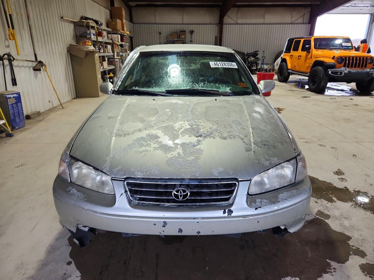 TOYOTA CAMRY 2000 — 6