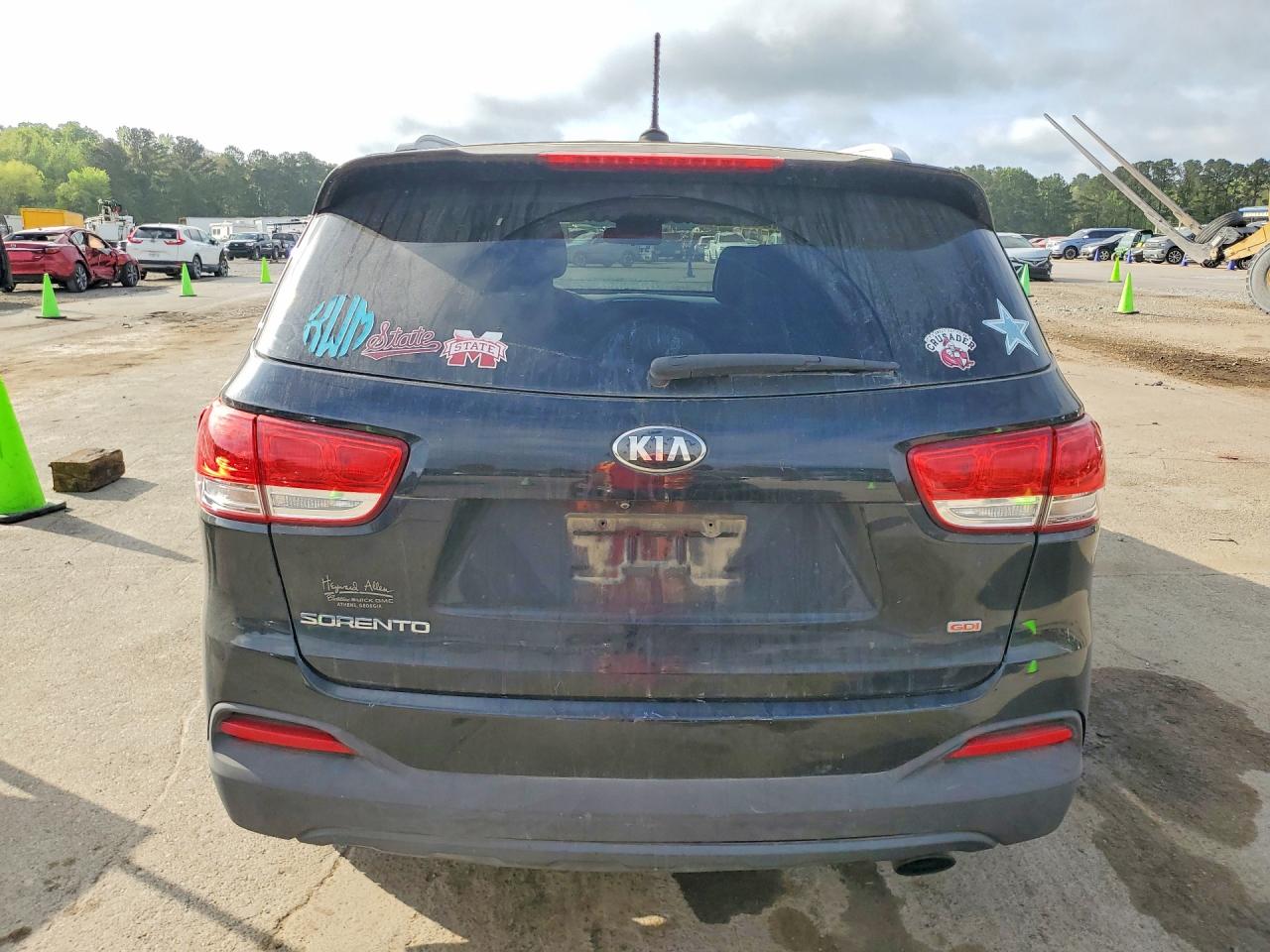 KIA SORENTO 2016 — 7