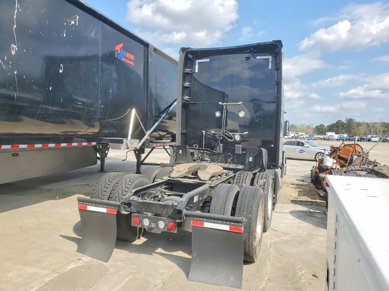 2024 KENWORTH T680