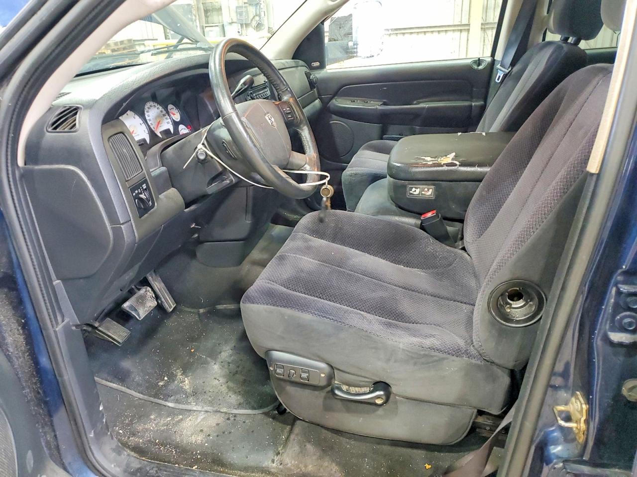Dodge RAM 2500 2004 — 8