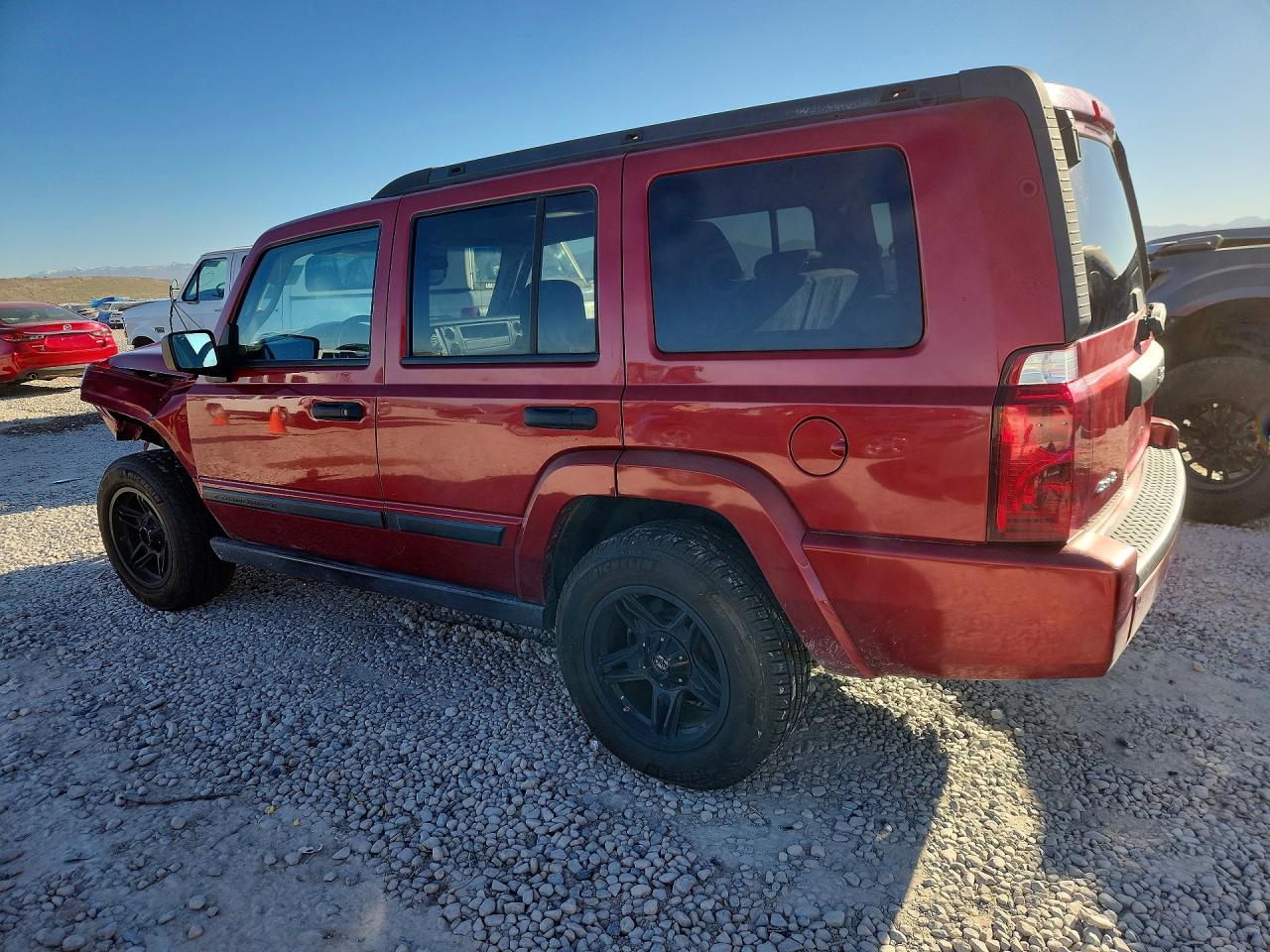 JEEP COMMANDER 2006 — 3