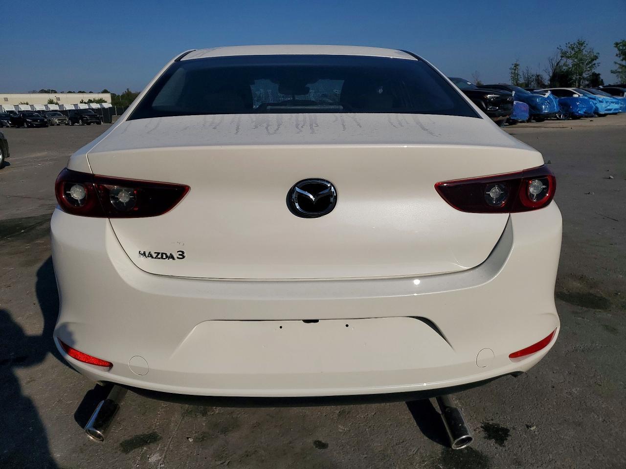 MAZDA 3 2026 — 7