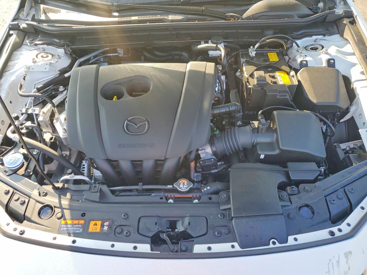 MAZDA 3 2026 — 12