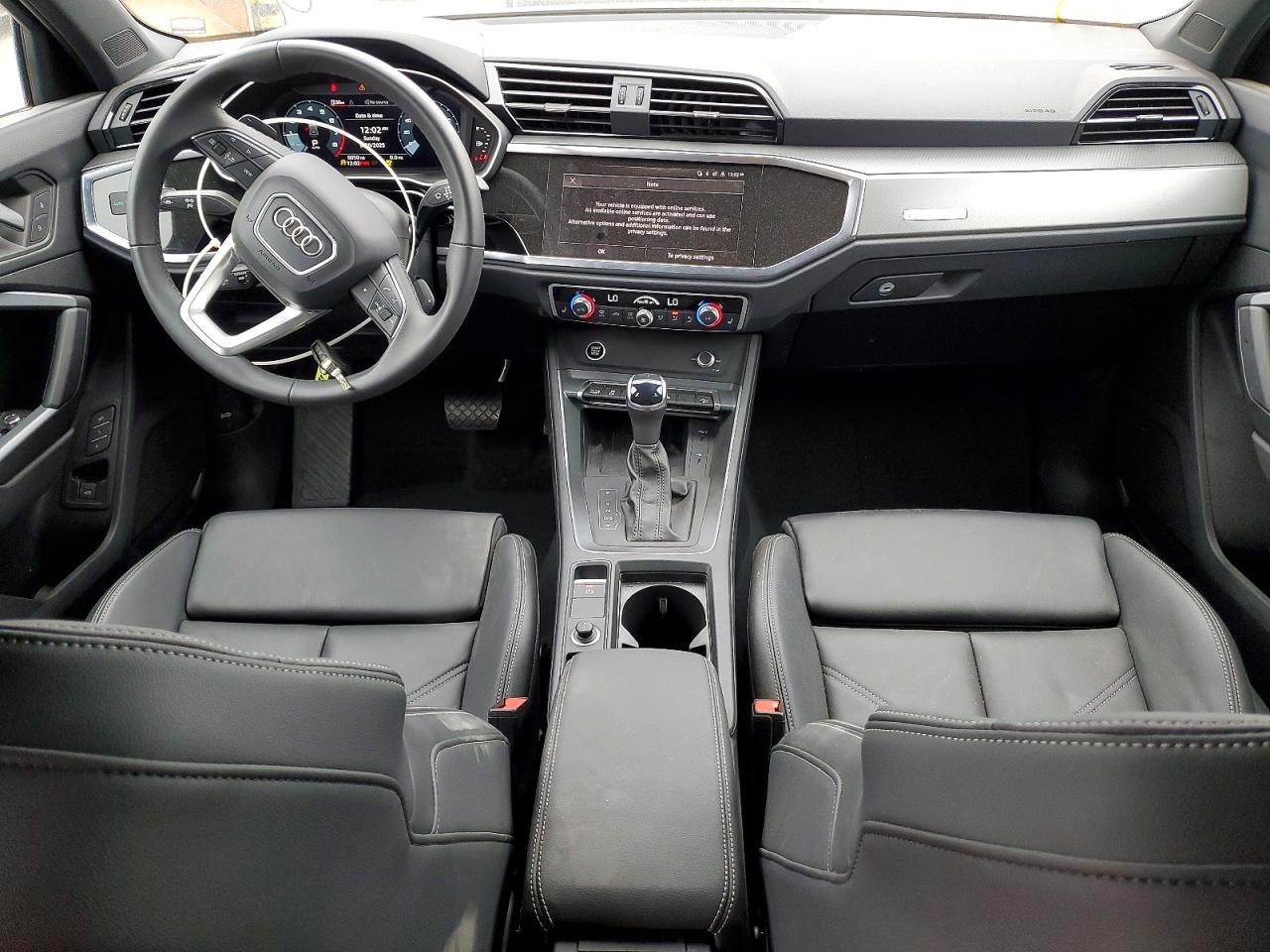 AUDI Q3 2025 — 9