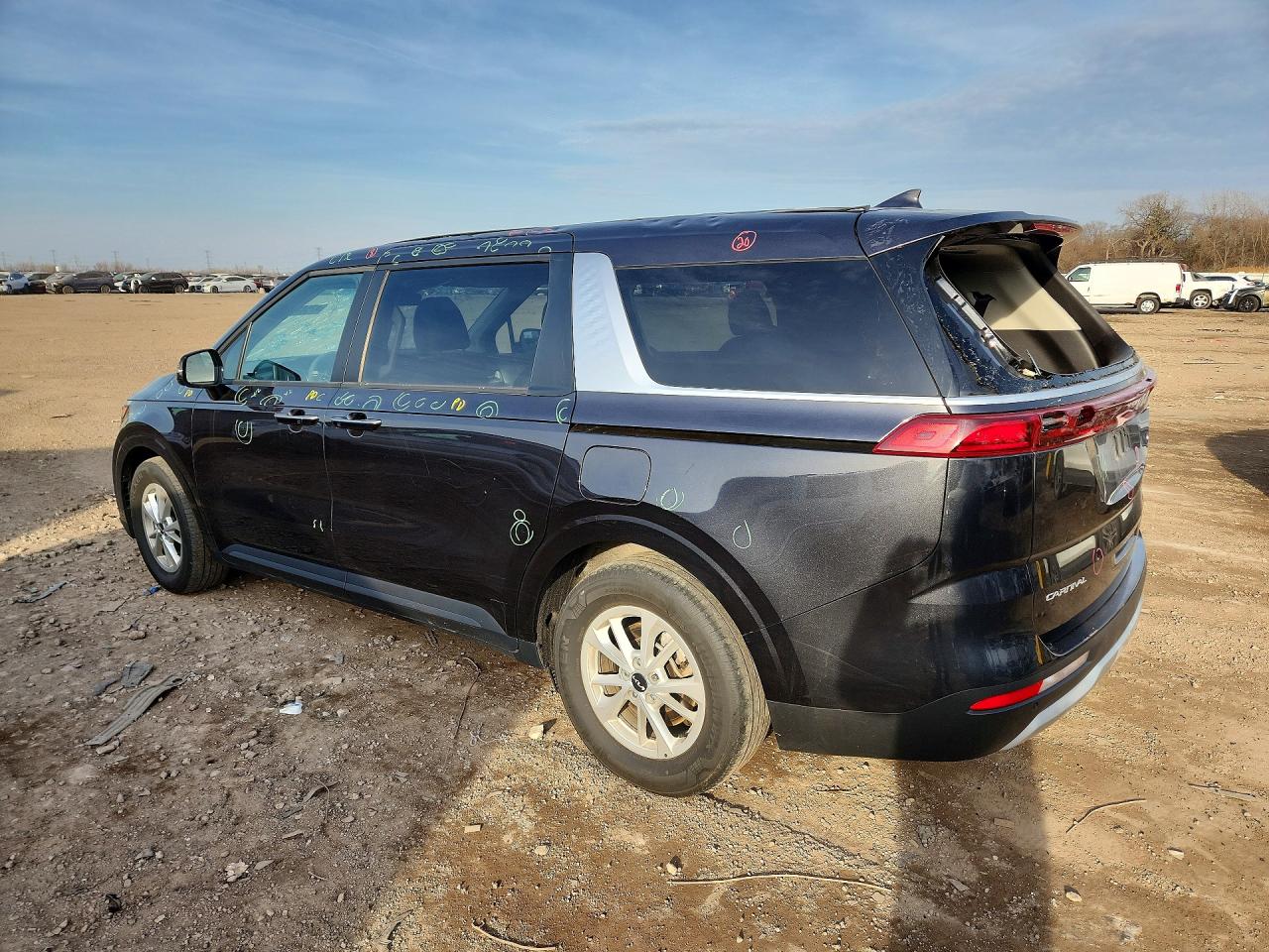 KIA CARNIVAL 2024 — 3