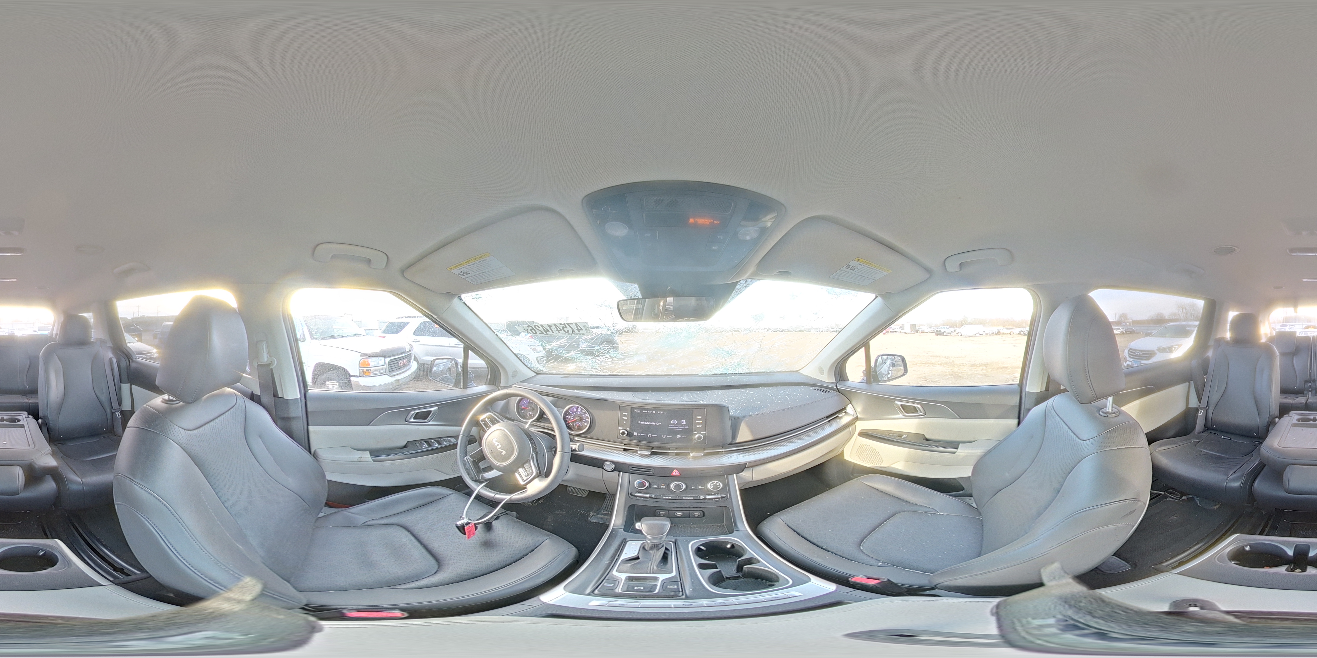 KIA CARNIVAL 2024 — 15